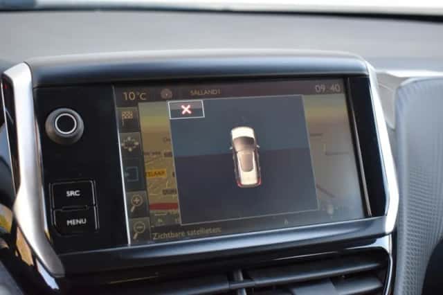 Peugeot 2008 (2016) thumbnail 27