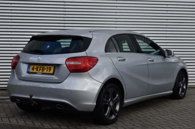 Mercedes-Benz A-Klasse (2013) thumbnail 3