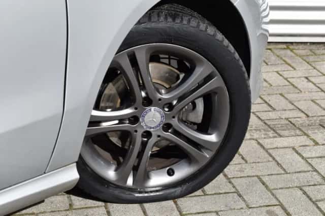 Mercedes-Benz A-Klasse (2013) thumbnail 4