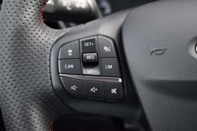 Ford Fiesta (2023) thumbnail 19
