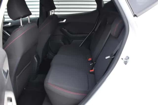 Ford Fiesta (2023) thumbnail 38