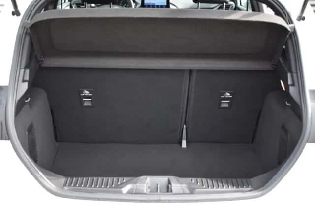 Ford Fiesta (2023) thumbnail 9