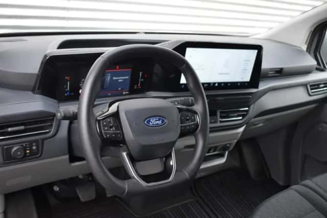 Ford Transit Custom (2025) thumbnail 17