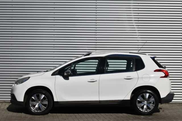 Peugeot 2008 (2013) thumbnail 2