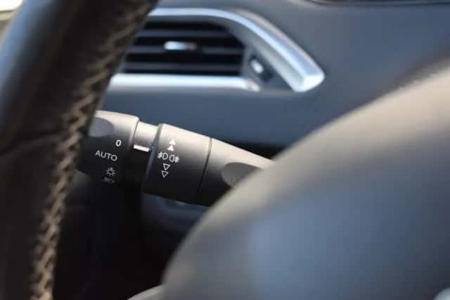 Peugeot 2008 (2013) thumbnail 22