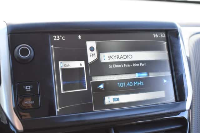 Peugeot 2008 (2013) thumbnail 30