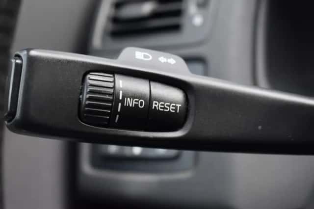 Volvo V50 (2007) thumbnail 16