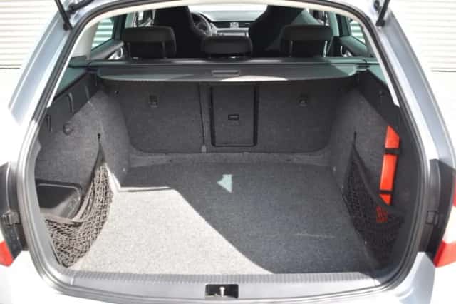 Škoda Octavia (2014) thumbnail 12