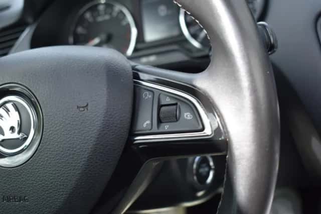 Škoda Octavia (2014) thumbnail 27