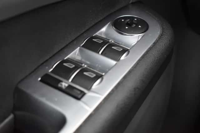 Ford Focus (2008) thumbnail 11