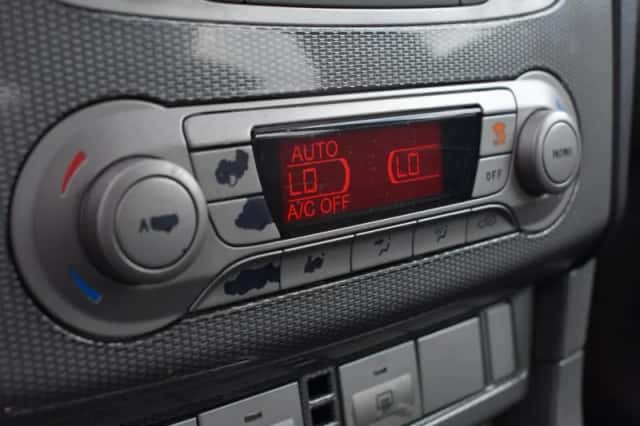 Ford Focus (2008) thumbnail 21