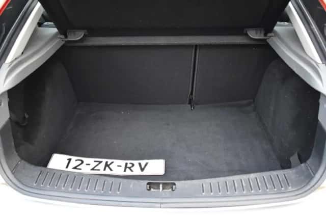 Ford Focus (2008) thumbnail 8