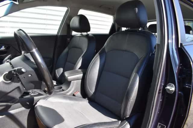 Kia Niro (2017) thumbnail 15