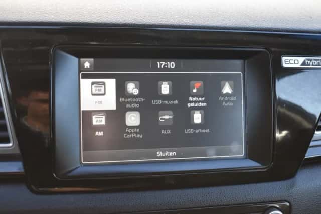 Kia Niro (2017) thumbnail 27