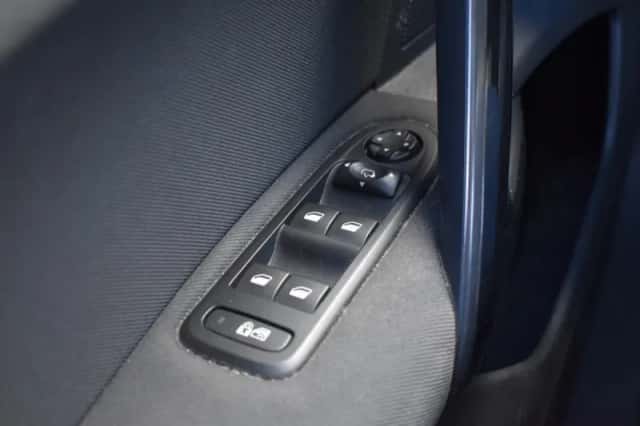 Peugeot 508 (2016) thumbnail 12