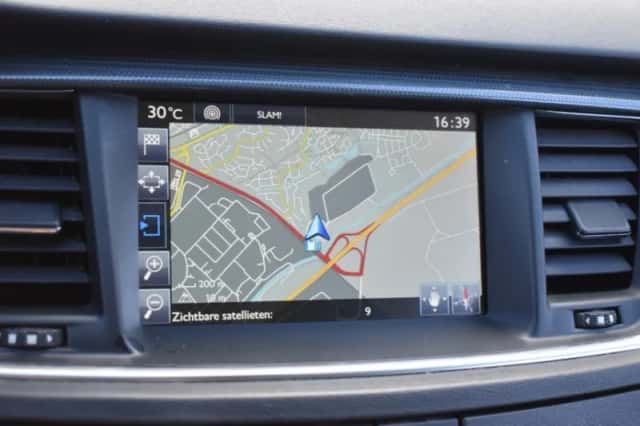 Peugeot 508 (2016) thumbnail 23
