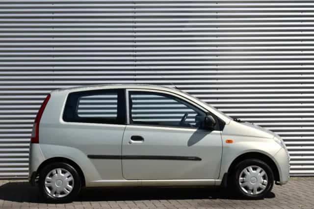 Daihatsu CUORE (2004) thumbnail 4