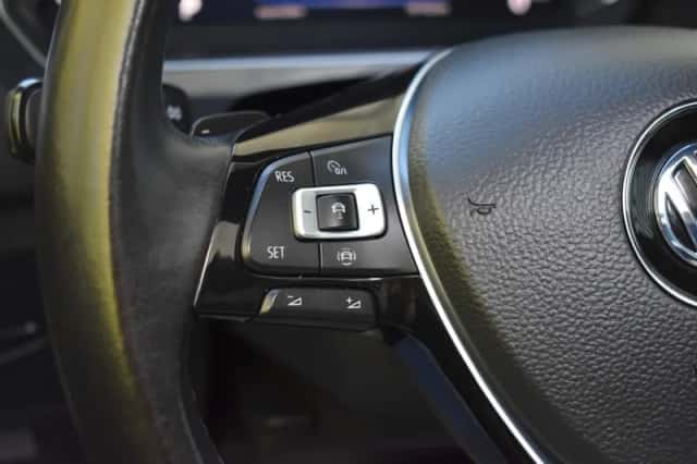 Volkswagen Tiguan (2019) thumbnail 24