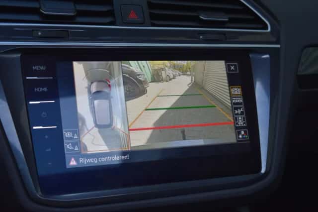 Volkswagen Tiguan (2019) thumbnail 31