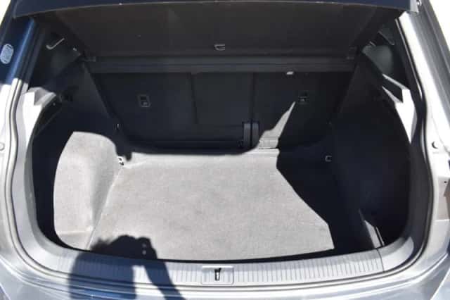 Volkswagen Tiguan (2019) thumbnail 10