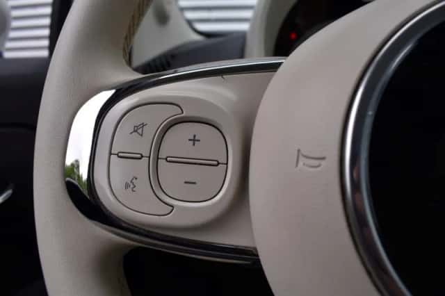 Fiat 500 (2021) thumbnail 16