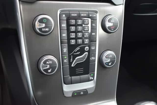 Volvo V40 (2014) thumbnail 25