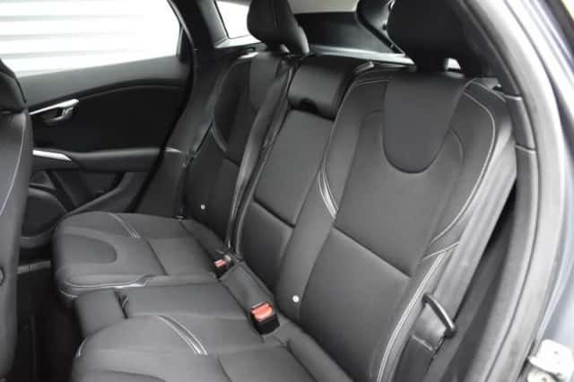 Volvo V40 (2014) thumbnail 31