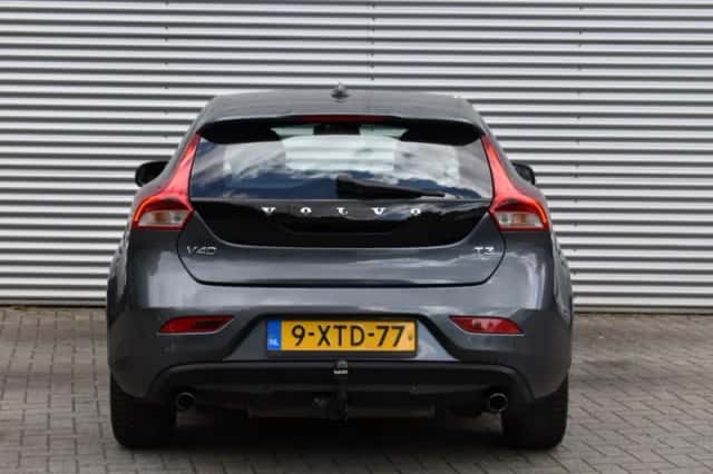 Volvo V40 (2014) thumbnail 8