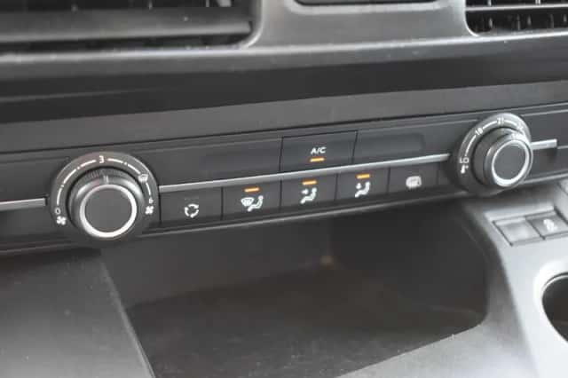 Peugeot Partner (2021) thumbnail 27