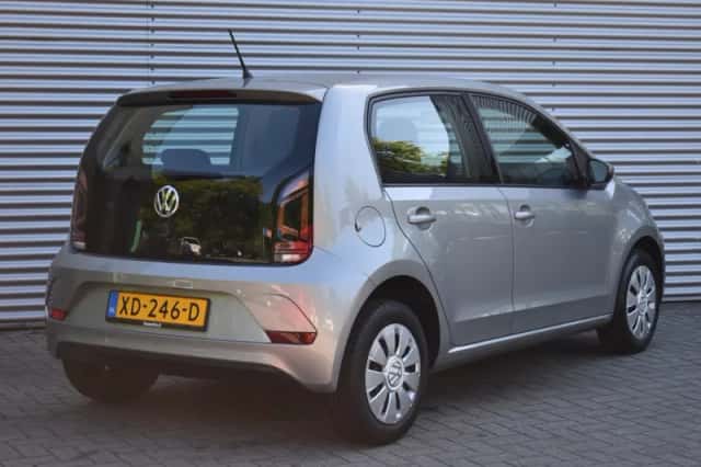 Volkswagen Up (2018) thumbnail 7