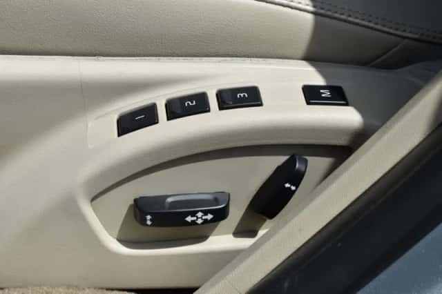 Volvo V60 (2013) thumbnail 15