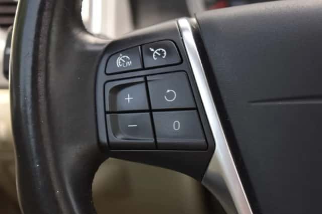 Volvo V60 (2013) thumbnail 22