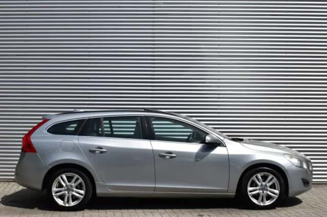 Volvo V60 (2013) thumbnail 6