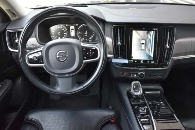 Volvo V90 (2020) thumbnail 18
