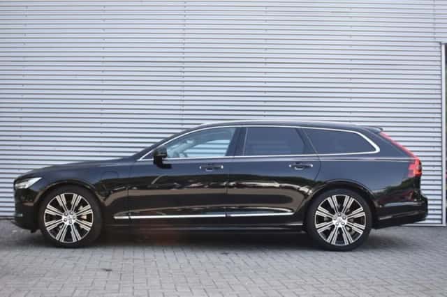 Volvo V90 (2020) thumbnail 3