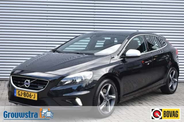 Volvo V40 (2015) thumbnail 1