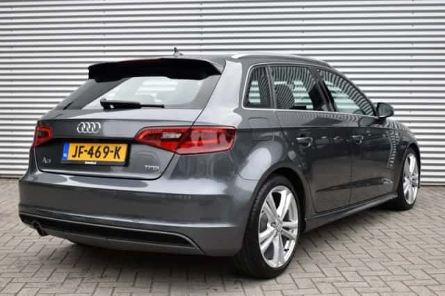 Audi A3 (2016) thumbnail 4