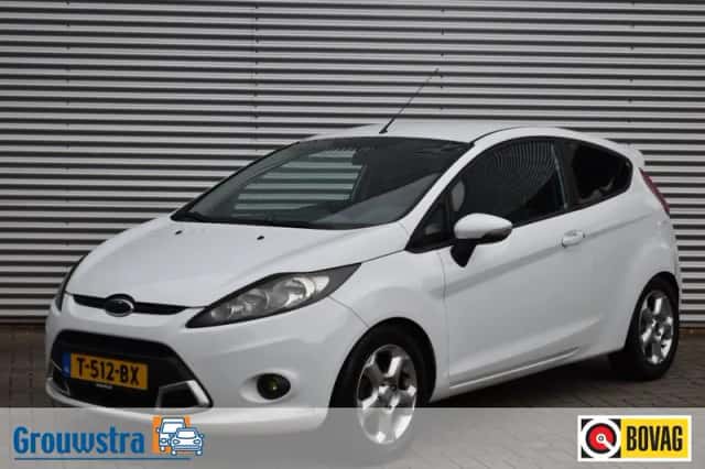 Ford Fiesta (2010) thumbnail 1