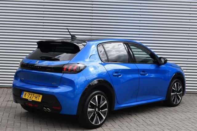 Peugeot 208 (2021) thumbnail 4