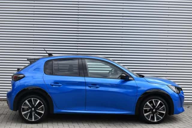 Peugeot 208 (2021) thumbnail 5