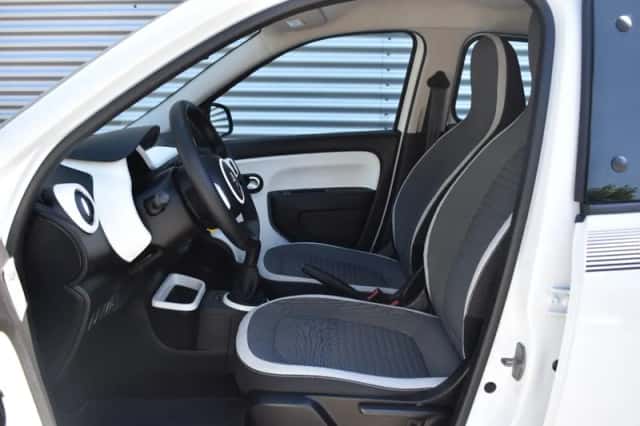 Renault Twingo (2016) thumbnail 3