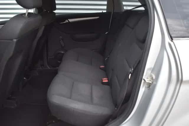 Mercedes-Benz B-Klasse (2011) thumbnail 4