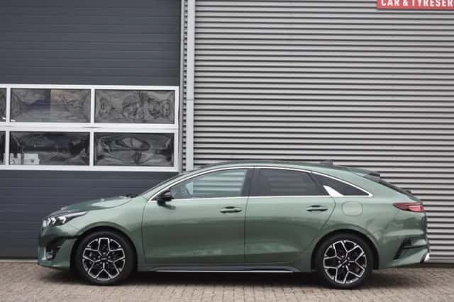 Kia PRO CEED (2023) thumbnail 2