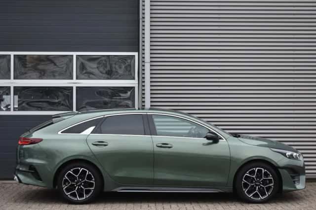 Kia PRO CEED (2023) thumbnail 4
