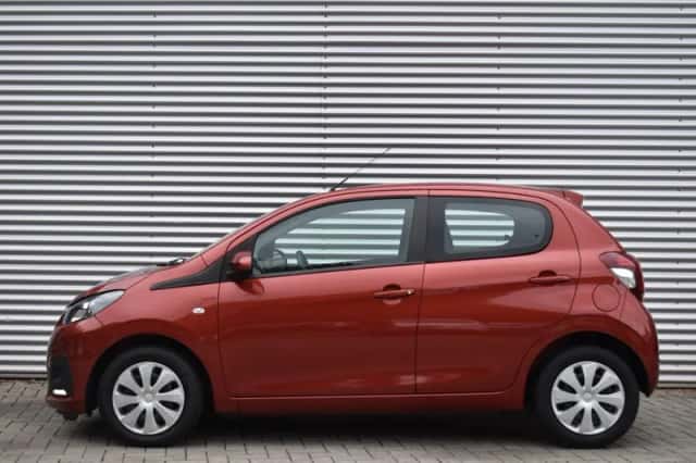 Peugeot 108 (2021) thumbnail 2
