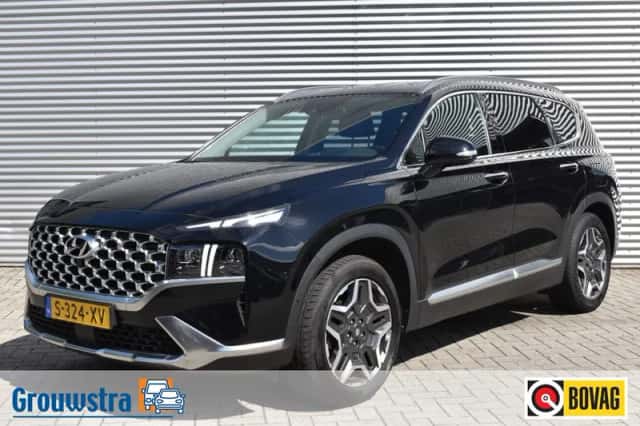 Hyundai Santa Fe (2023) thumbnail 1