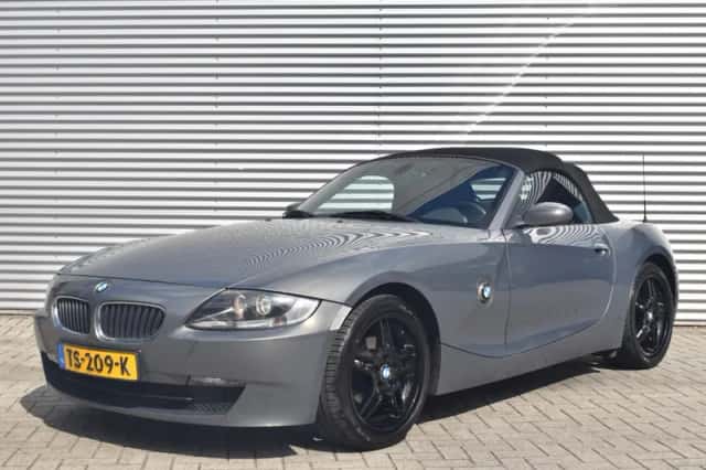BMW Z4 (2008) thumbnail 2