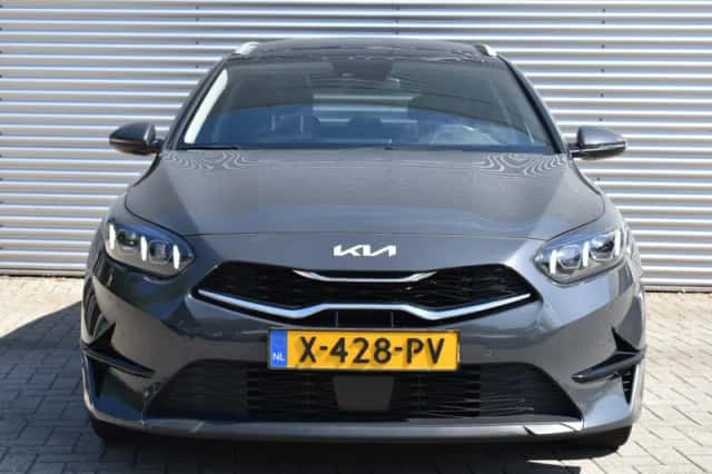 Kia Ceed (2024) thumbnail 5
