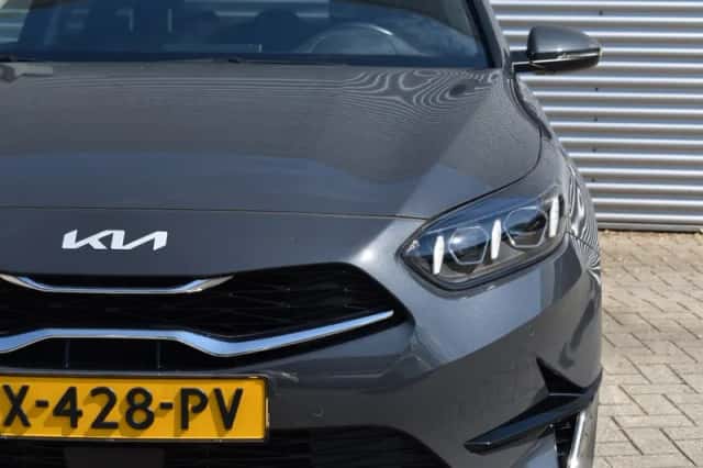 Kia Ceed (2024) thumbnail 6