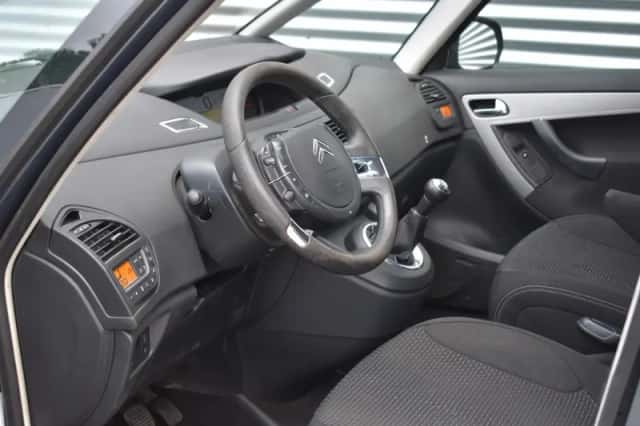 Citroën C4 (2011) thumbnail 5